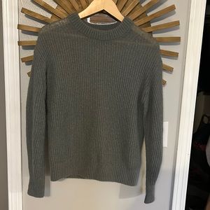 Beautiful Everlane Alpaca crew neck sweater size XXS